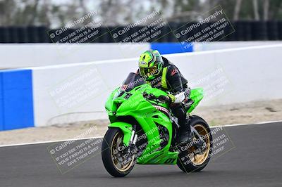 media/Apr-18-2025-TrackDaz (Fri) [[45f5874c44]]/A Group/Session 3 (Turn 6 - Outside)/